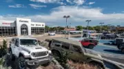 Carvana открывает свой первый центр тест-драйвов