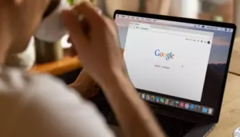 Google снижает цену
