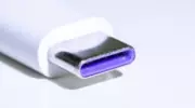 Почему некоторые USB-порты фиолетовые
