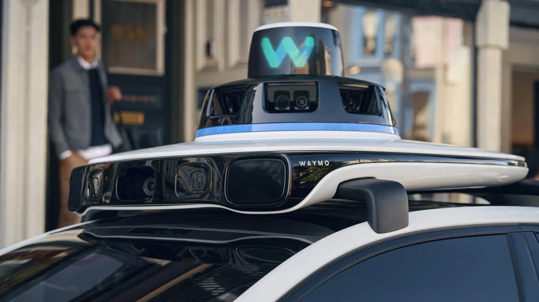 Waymo создала