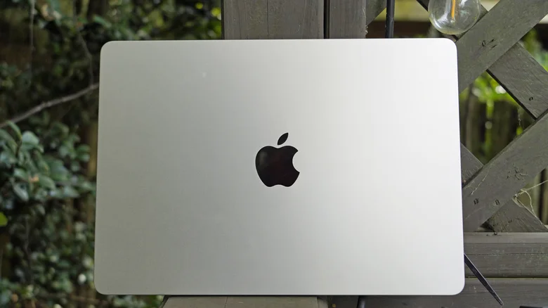 На бумаге Apple Upgrade