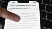 Apple разослала уведомления о шпионском ПО