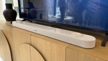 саундбара Bose Lifestyle Ultra